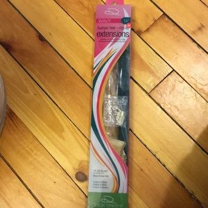 14” human clip in hair extensions blonde frost